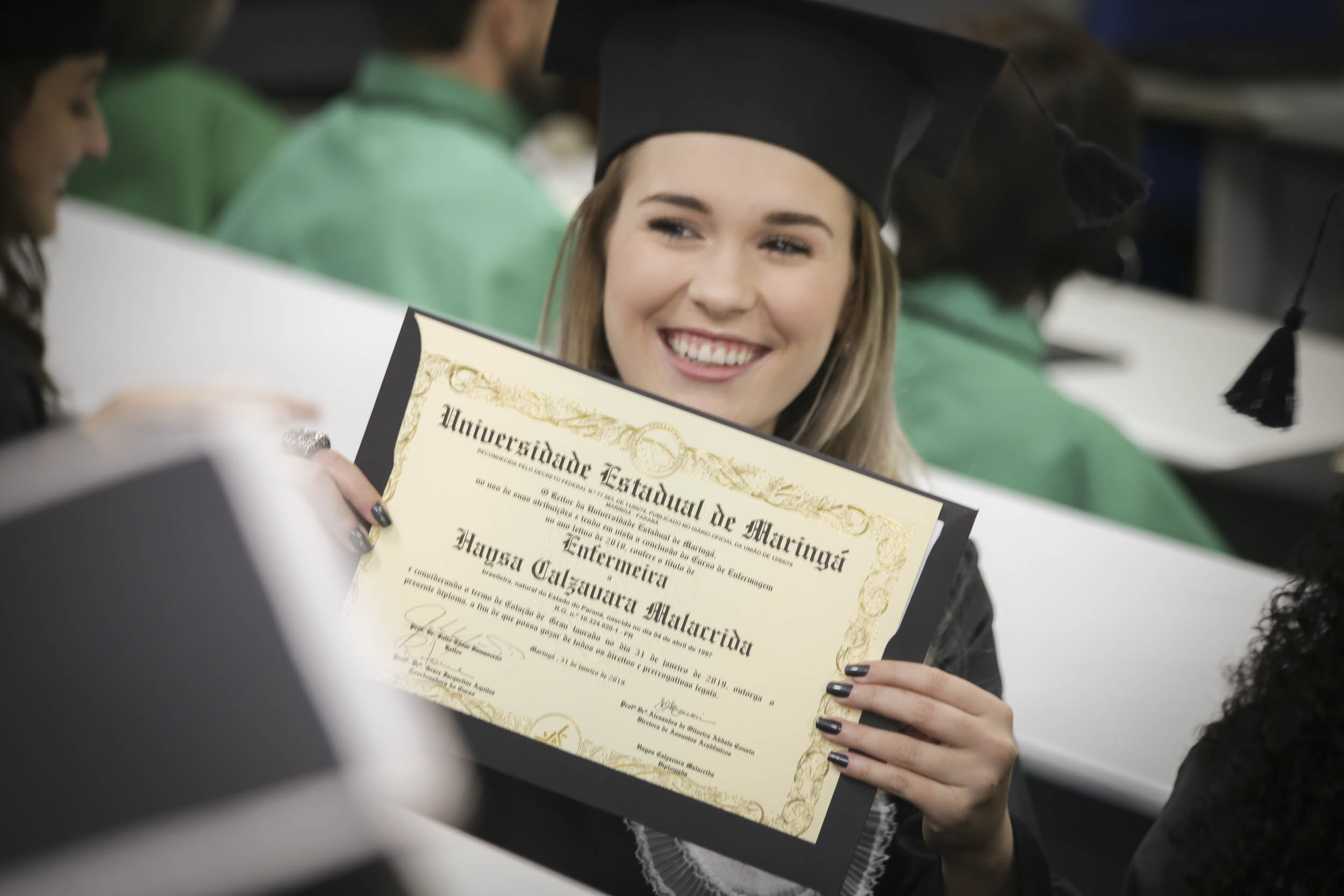 Colação de Grau antecipada forma alunos de oito cursos Colação de Grau antecipada forma alunos de oito cursos