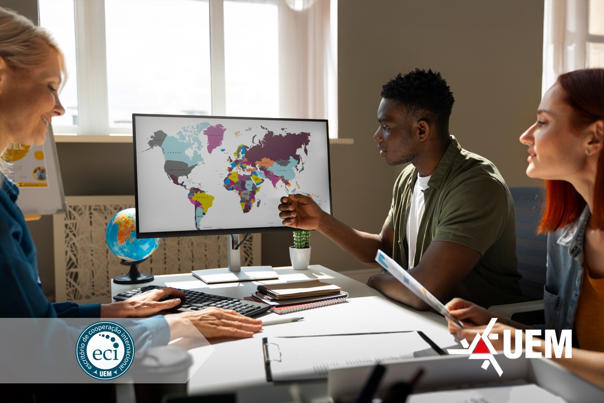 3 1 UEM abre bolsas para docentes ofertarem disciplinas em língua estrangeira