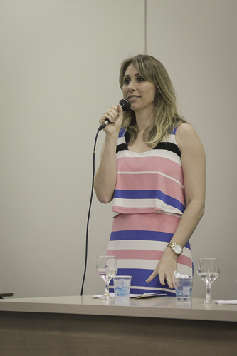 Marcelle Paiano, professora do Departamento de Enfermagem da UEM