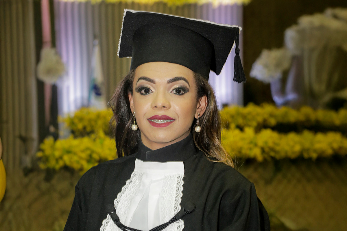 Daniele Oliveira 01